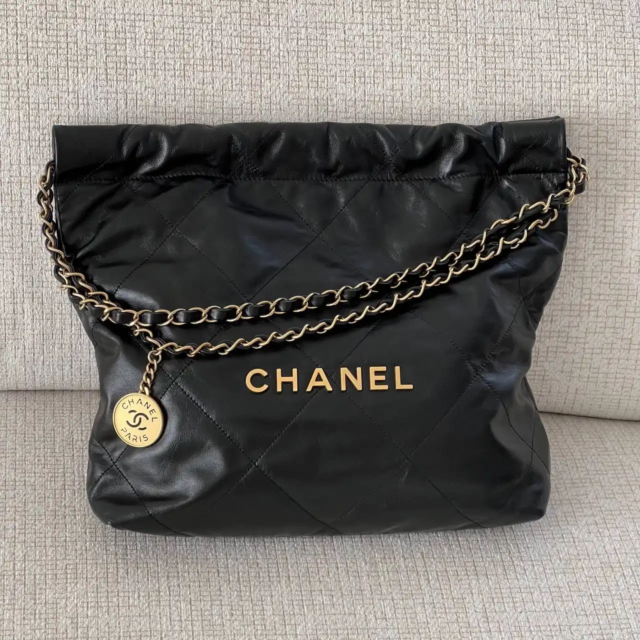 CHANEL Preloved Chanel 22 Black GHW