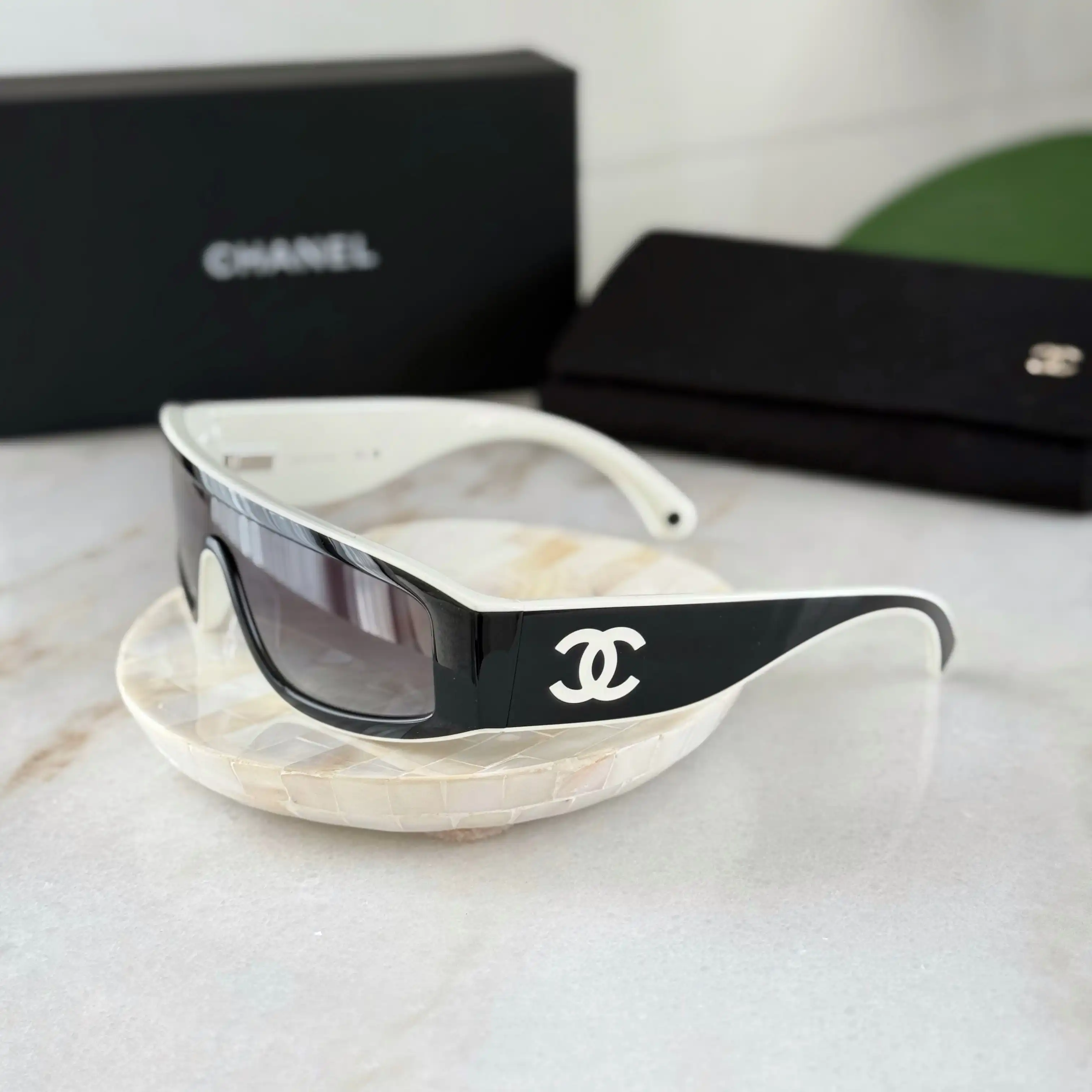 CHANEL Chanel Shield Sunglasses