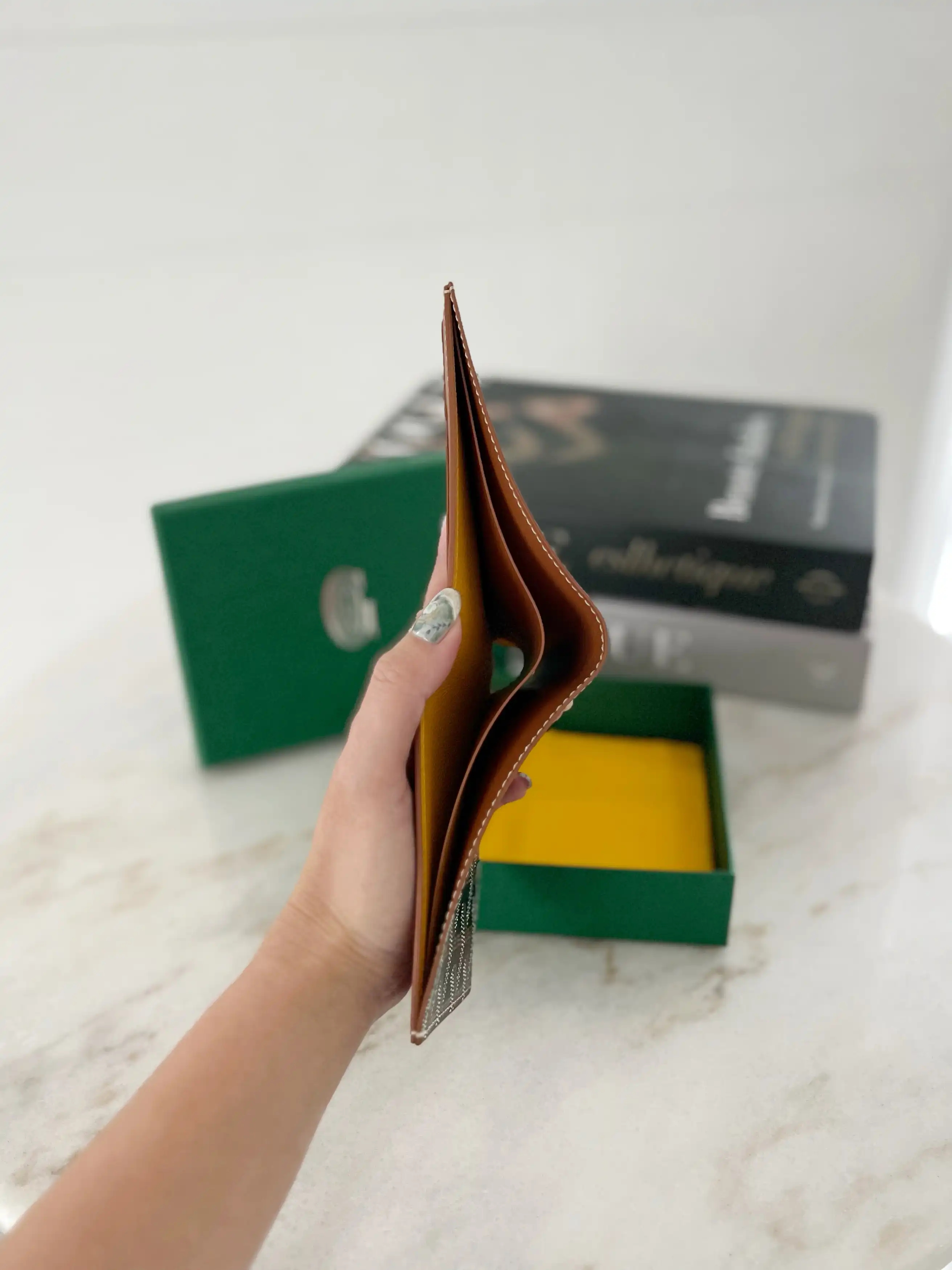 Goyard Victoire Wallet - photo 3