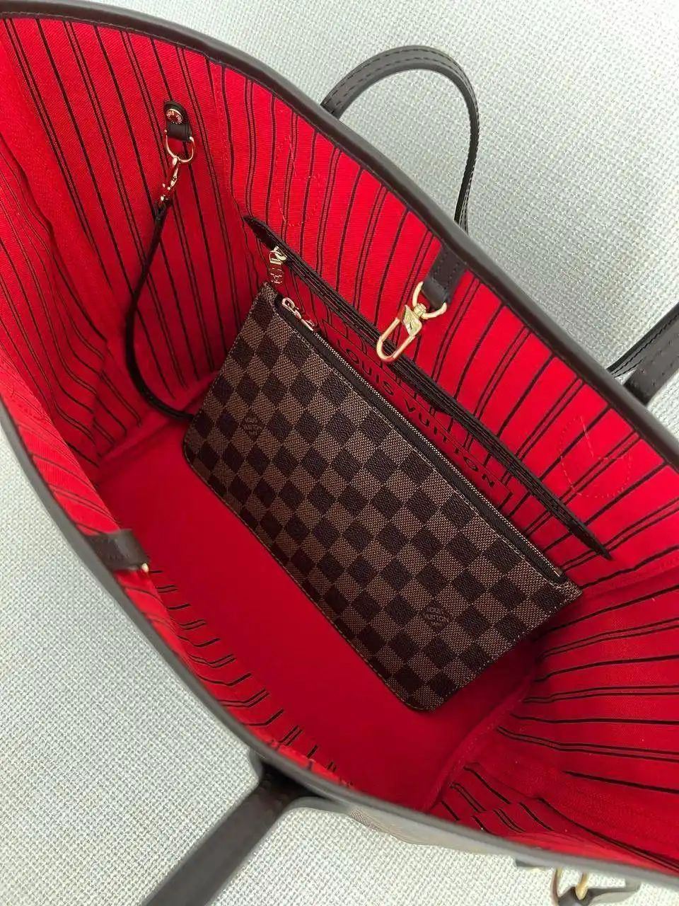 Louis Vuitton LV Neverfull MM Damier Ebene