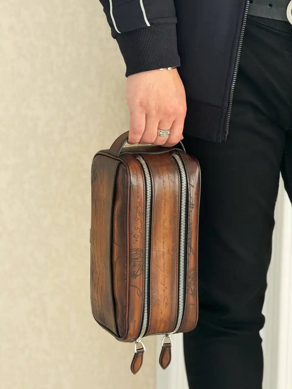 Berluti Formula 1003 Scritto Leather Pouch Cacao Intenso - photo 6