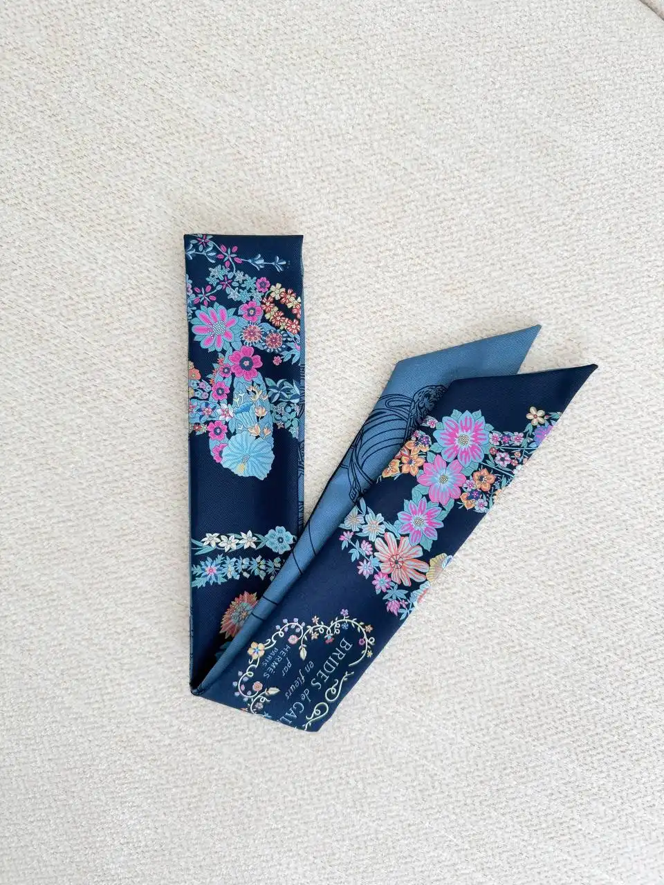 Hermes Twilly Brides De Gala En Fleurs Twilly Marine / Rose / Bleu Jean - photo 4