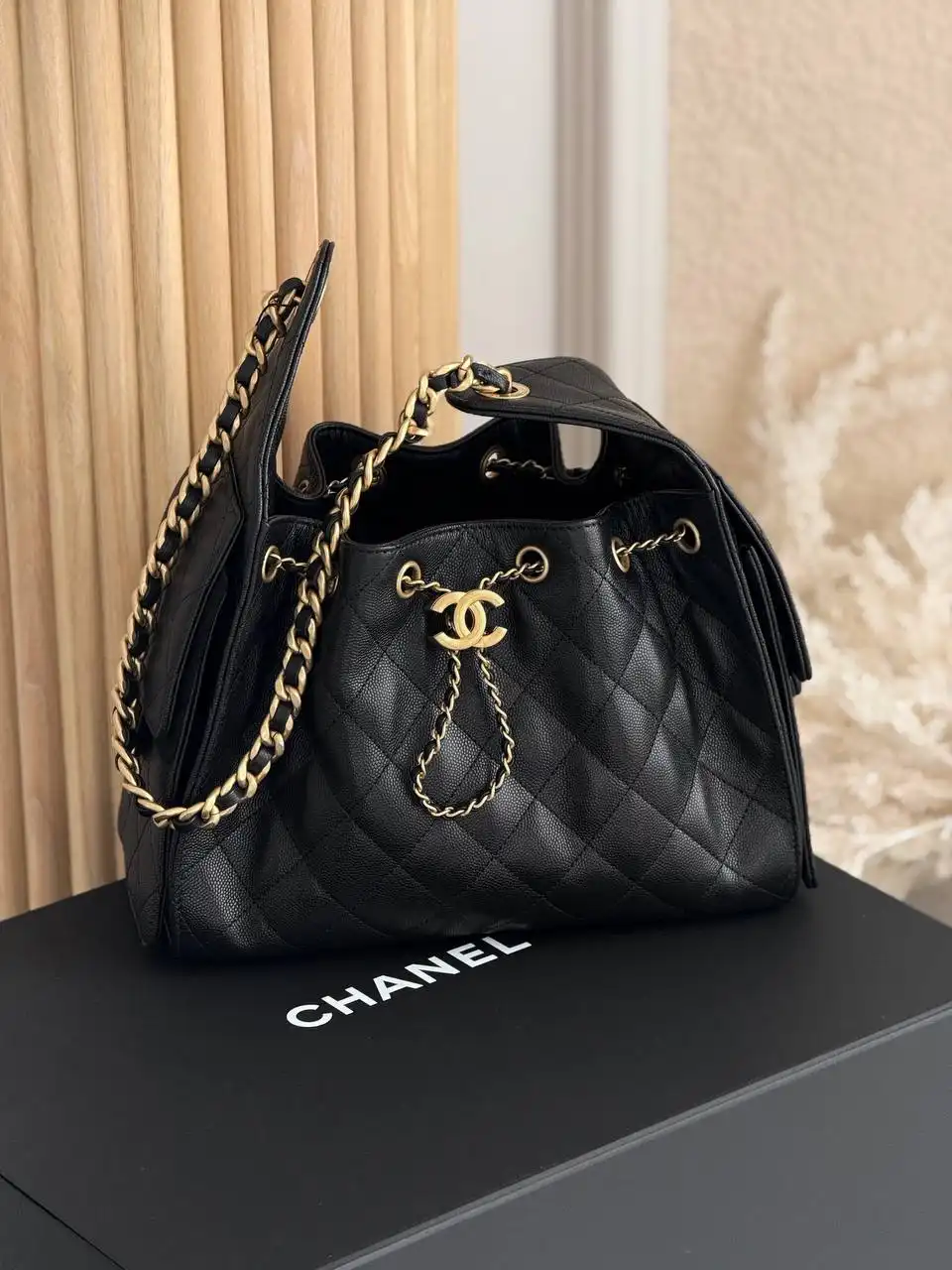 CHANEL 25 / C25 Small Black Caviar GHW | Snowceline Luxuries