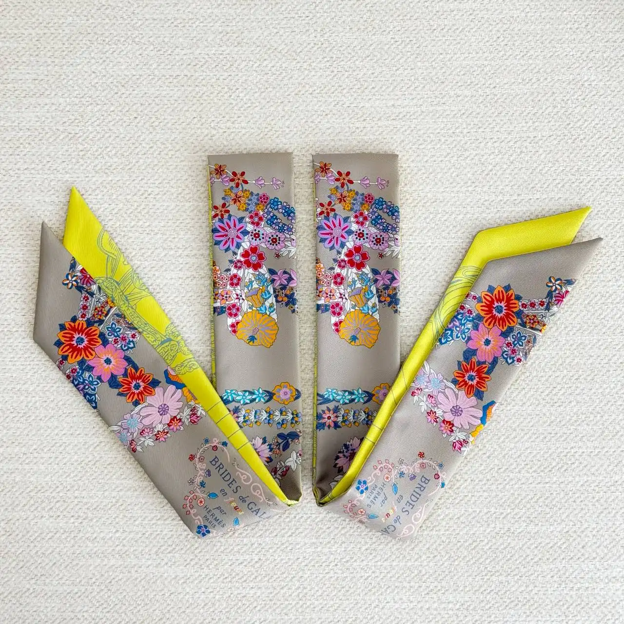 Hermes Twilly Brides de Gala en Fleurs Twilly Mastic / Multicolore / Jaune Vif - photo 4