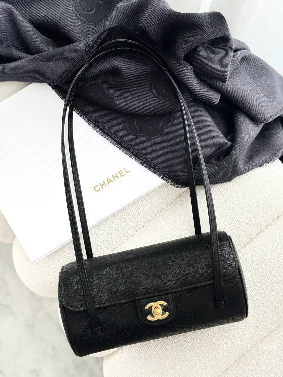 Chanel Perppy Bowling Grained Leather Black GHW - photo 3