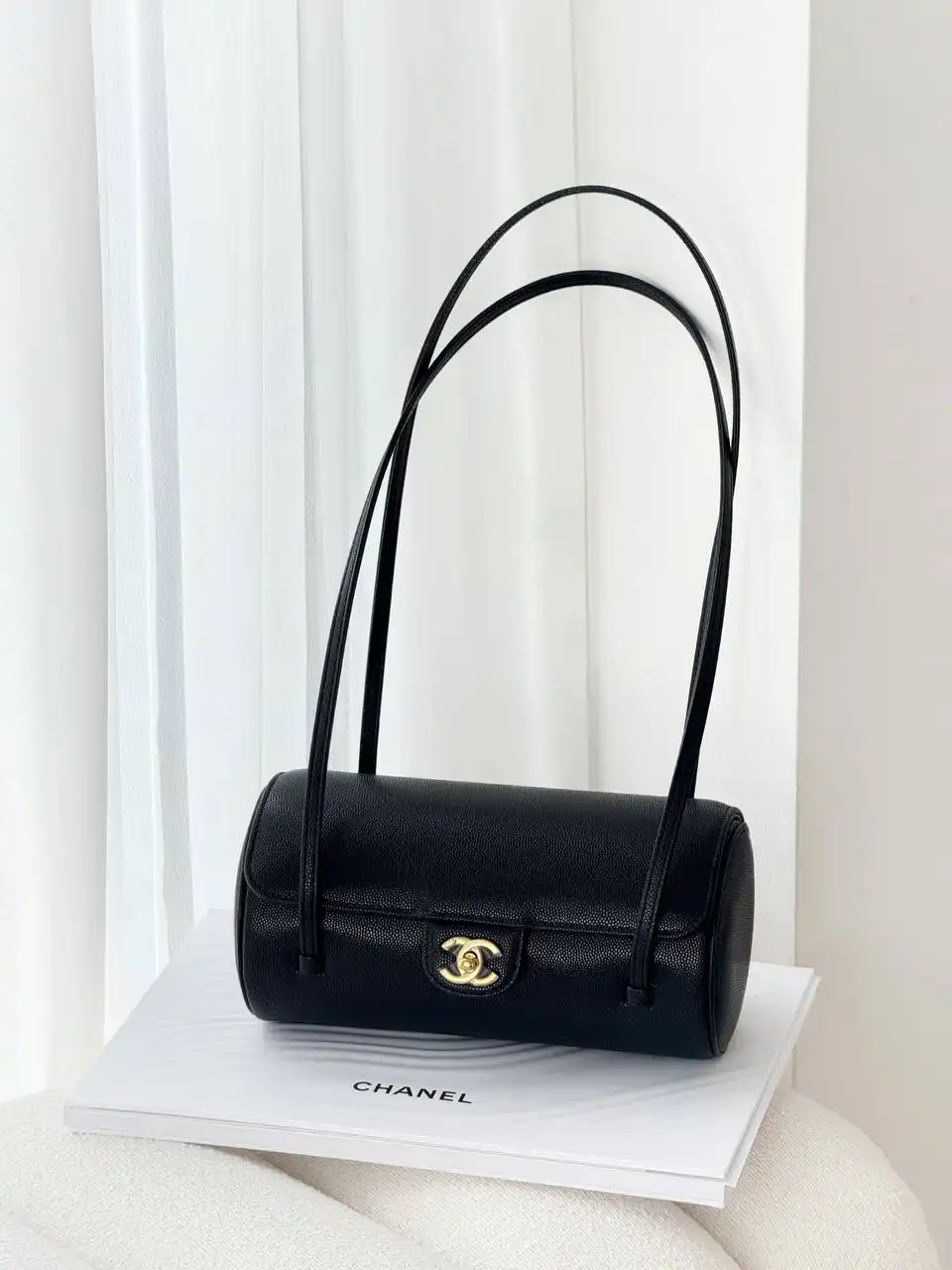 CHANEL Chanel Perppy Bowling Grained Leather Black GHW