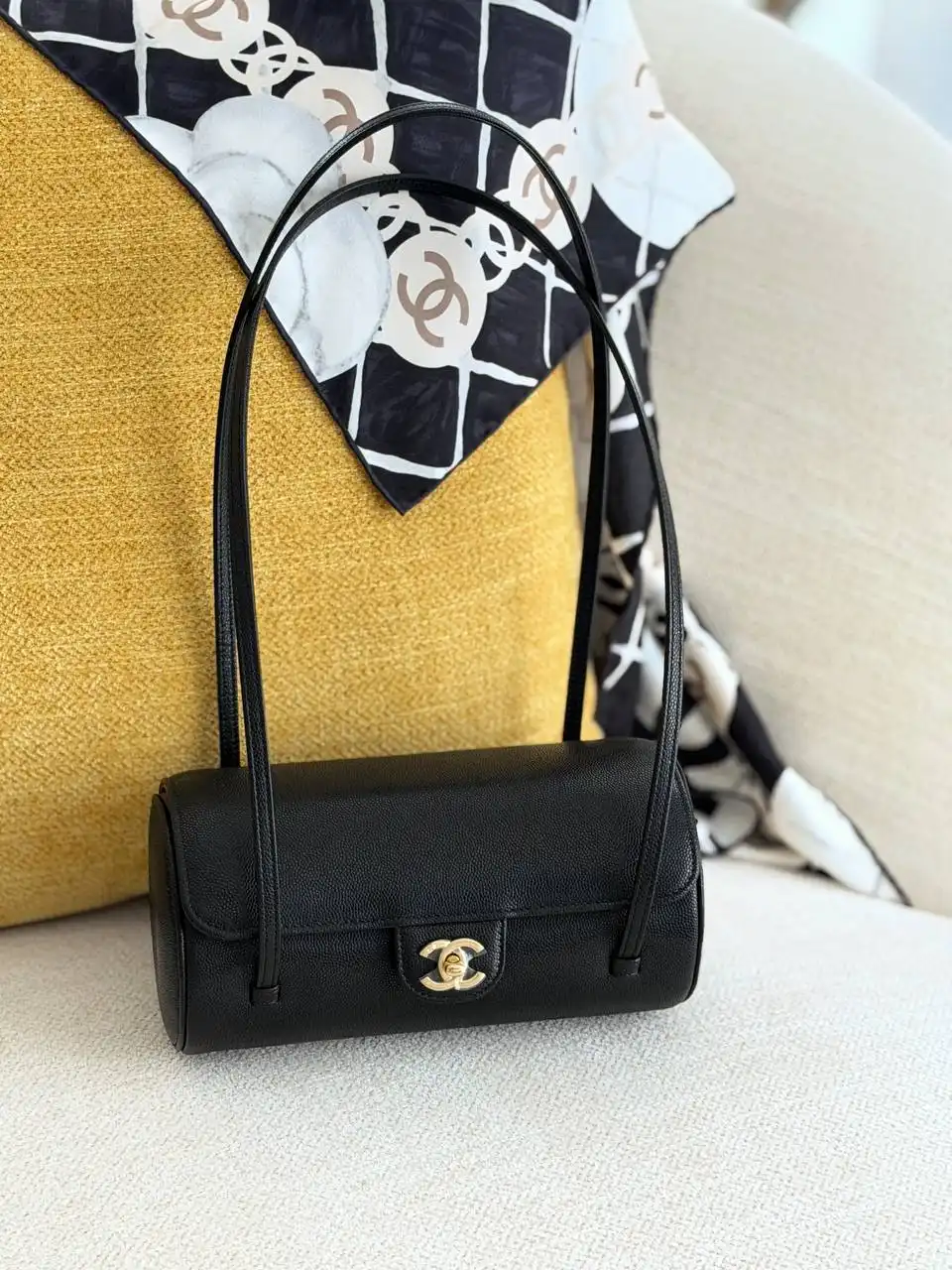 Chanel Perppy Bowling Grained Leather Black GHW - photo 4