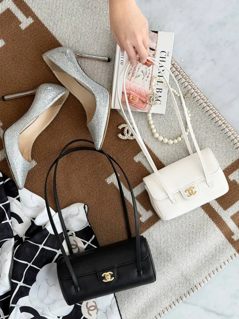 Chanel Perppy Bowling Grained Leather Black GHW - photo 6