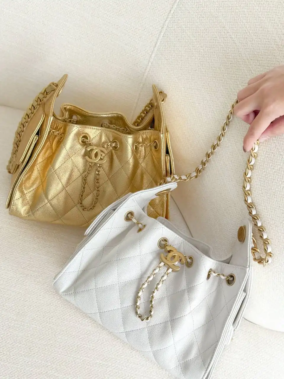 Chanel 25 / C25 Mini Gold GHW - photo 3