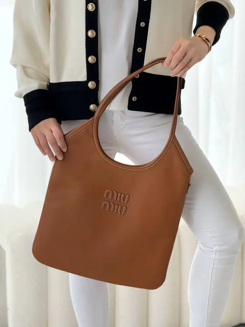 Miu Miu IVY Leather Bag Cognac - photo 4