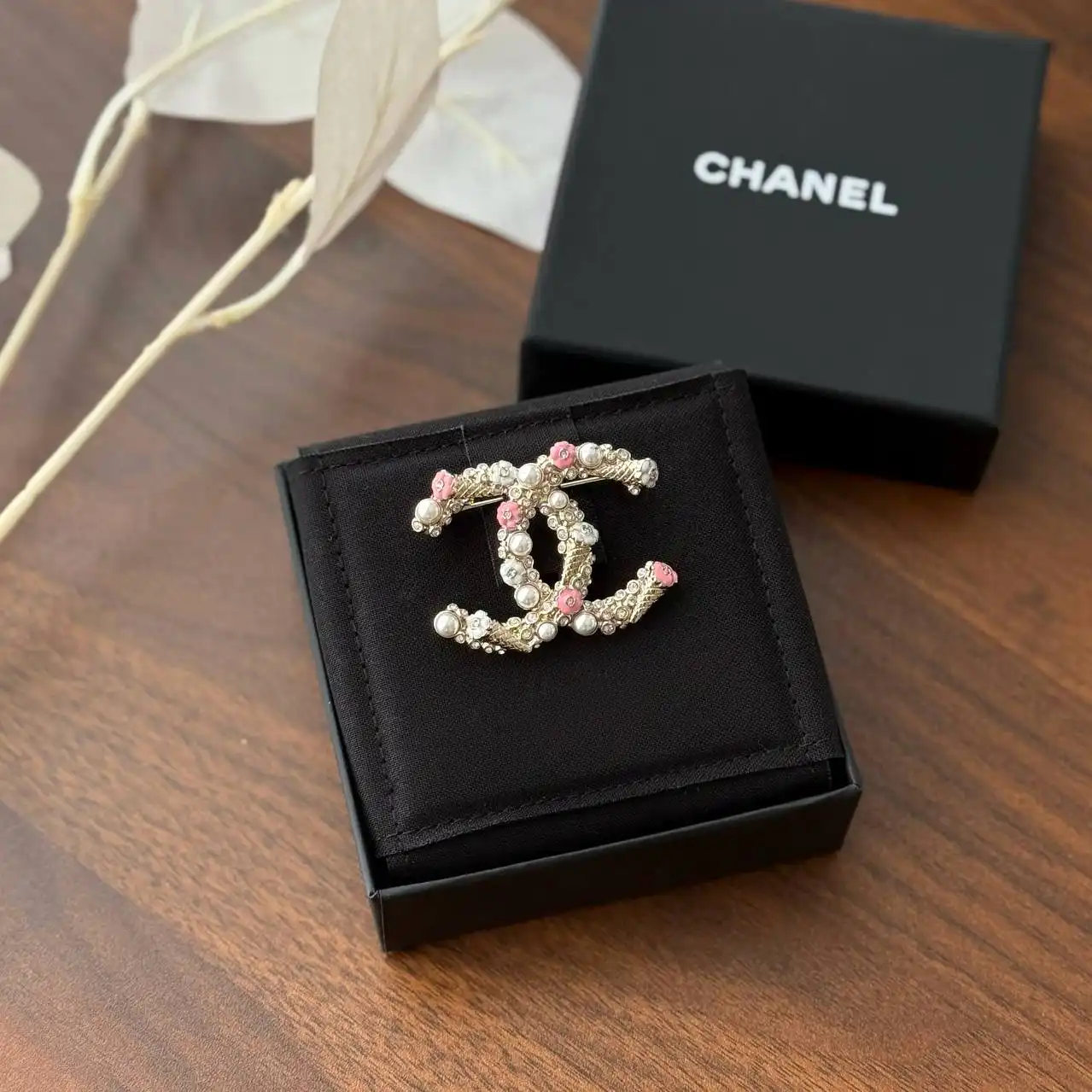 CHANEL Chanel Brooch Pink Flower With Pearl GHW