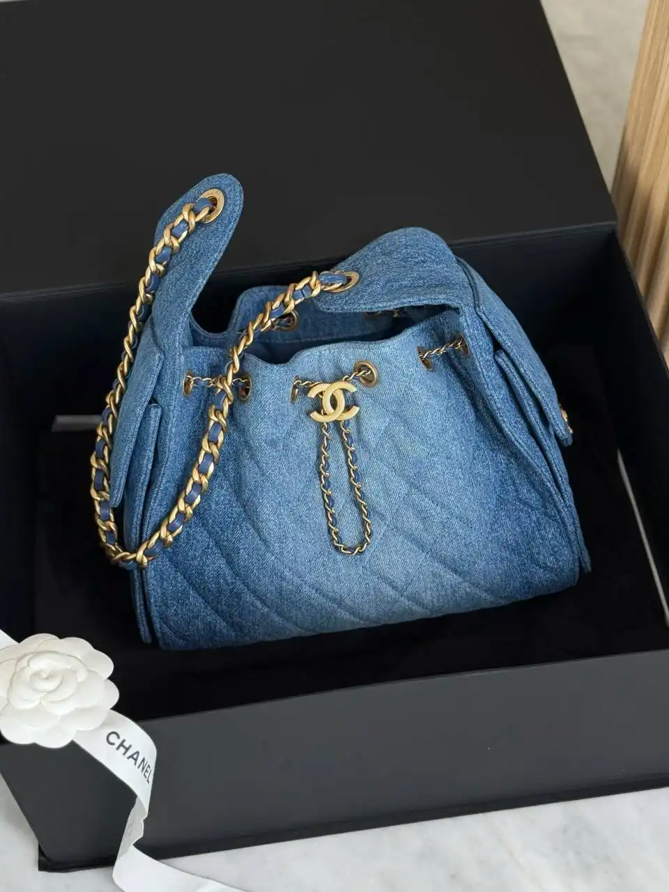 CHANEL Chanel 25 / C25 Small Denim Blue GHW