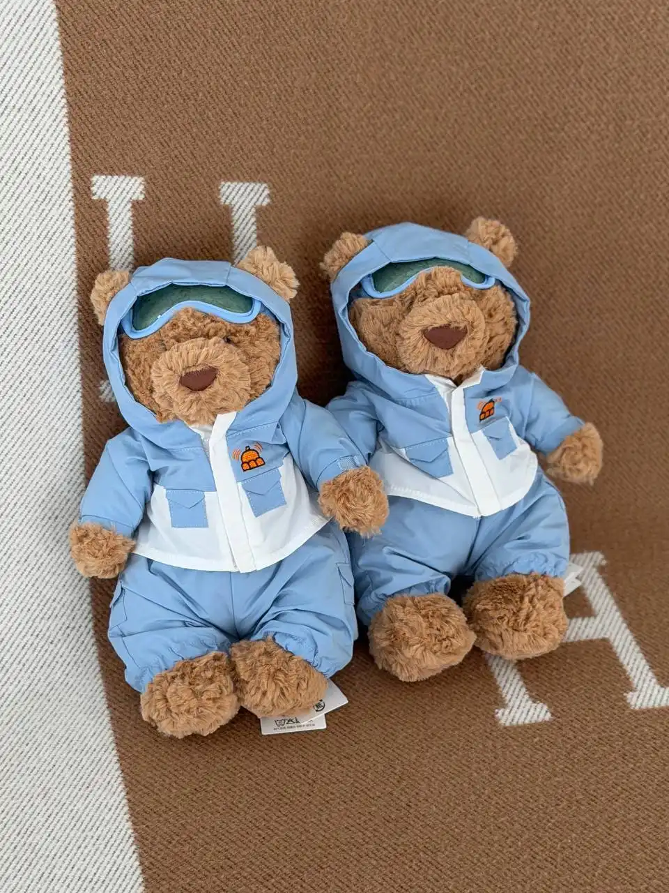 Jellycat Jellycat Bartholomew Bear Snow Suit