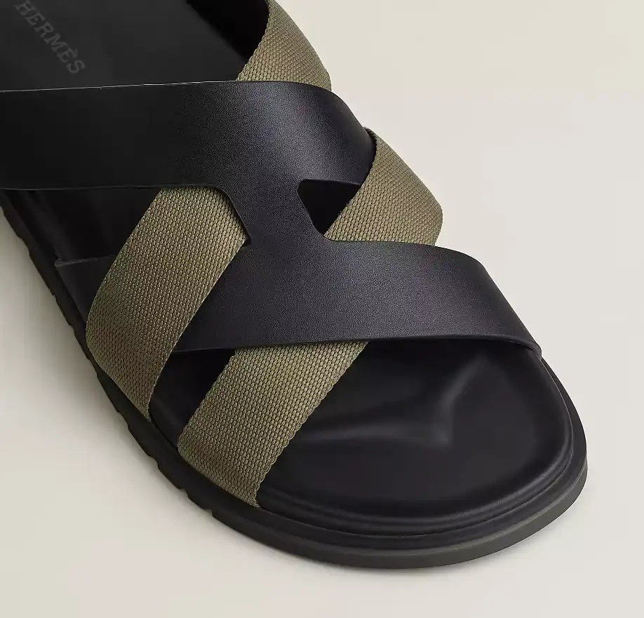Hermes Kazimir Sandal Noir Black / Black / Vert Toundra - photo 5
