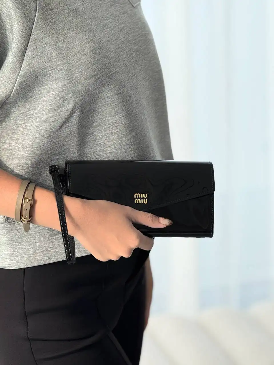 Miu Miu Patent Wallet Black - photo 3