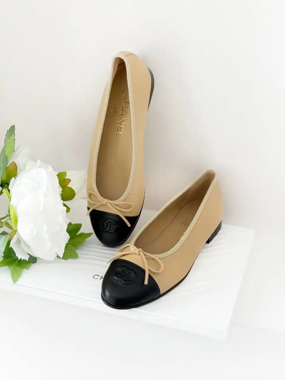 Chanel Classic Ballerina Beige Black - photo 3