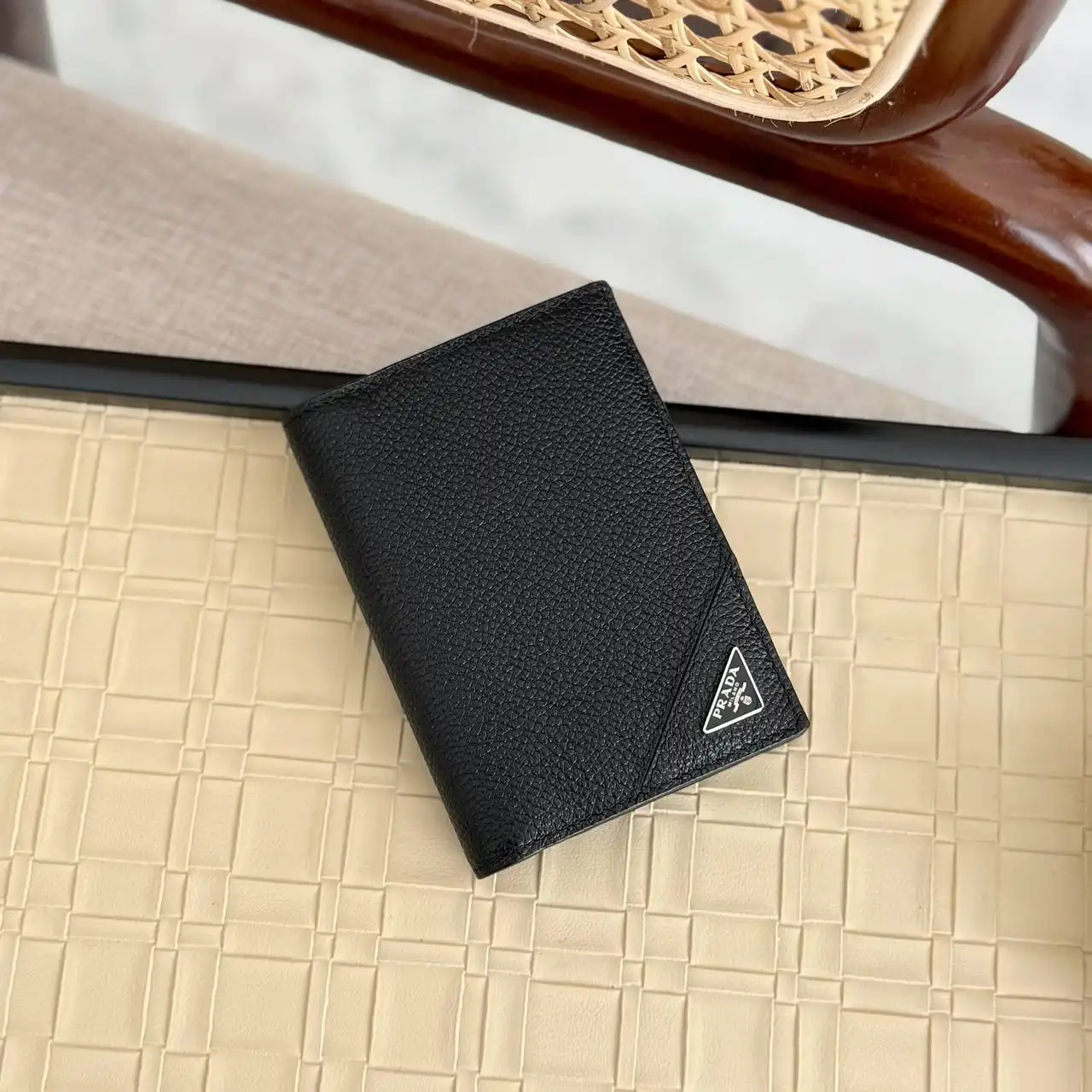 Prada Prada Vertical Bifold Card Holder Black