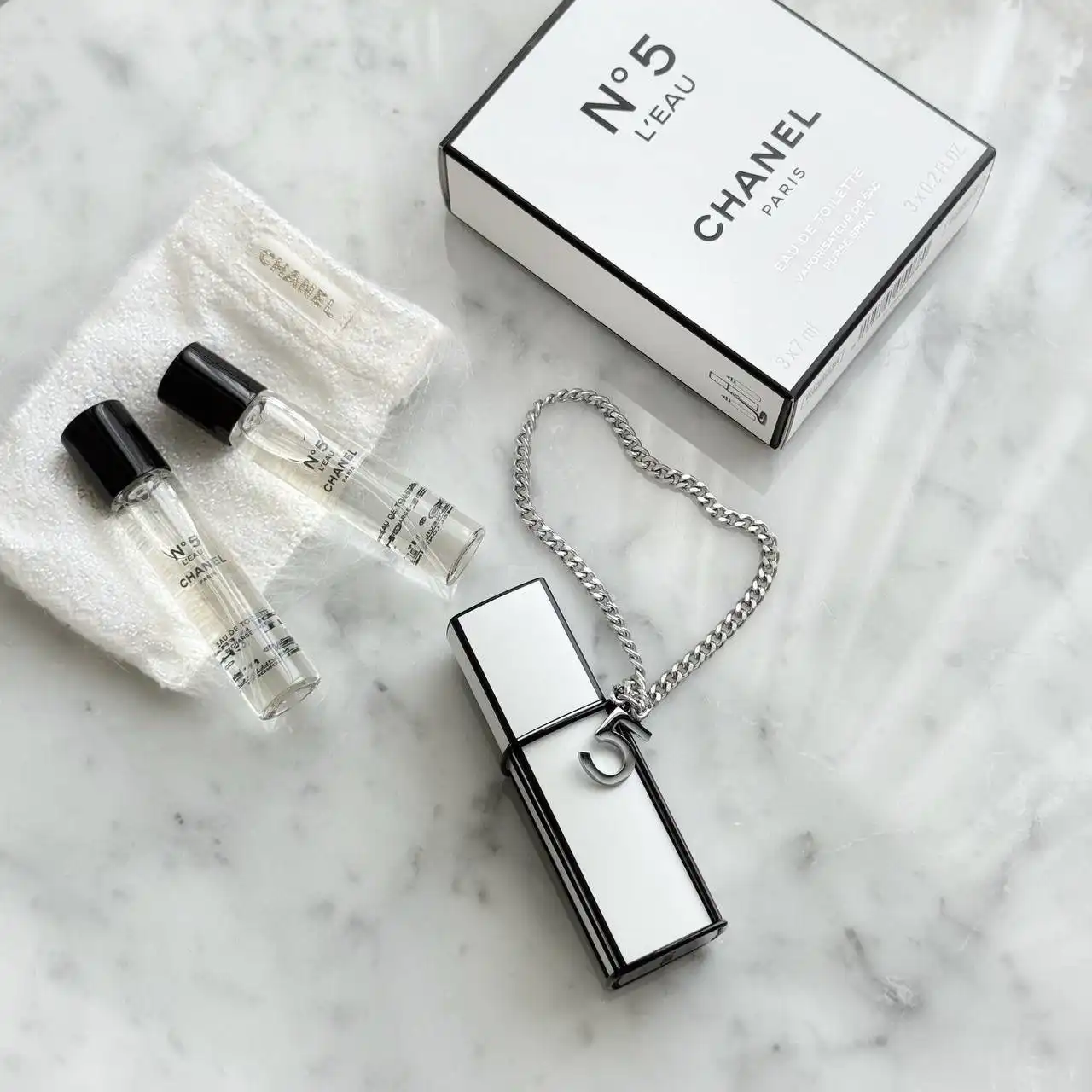 CHANEL Chanel N°5 L'eau Parfume Eau De Toilette Refillable Purse Spray