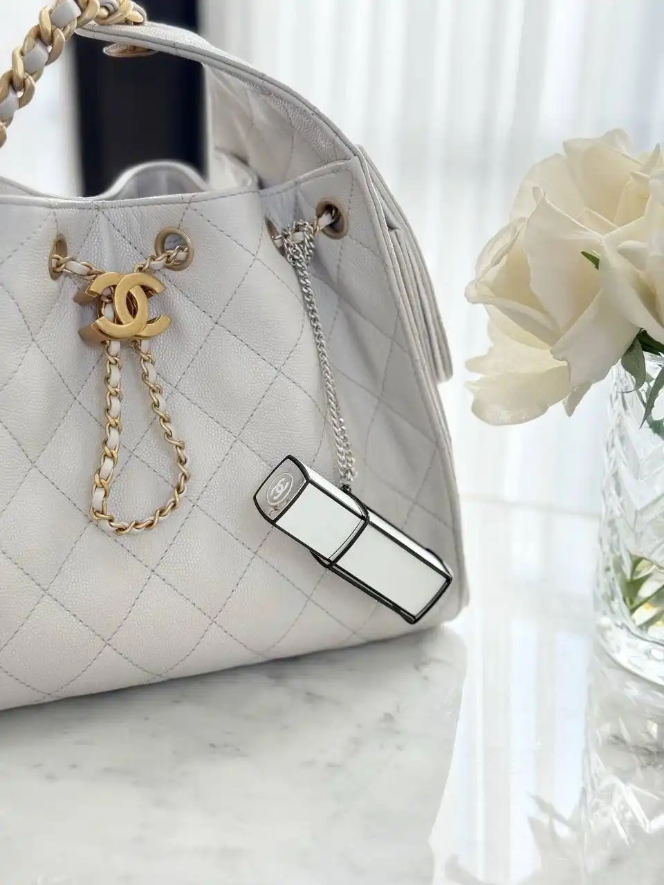 Chanel N°5 L'eau Parfume Eau De Toilette Refillable Purse Spray - photo 3