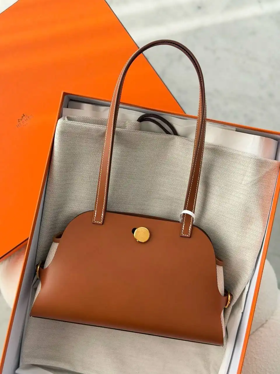 Hermes Tablier Sellier Bag Fauve / Gold / Écru / Beige GHW - G