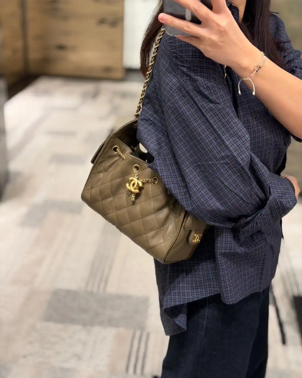 Chanel 25 / C25 Mini Khaki Caviar GHW - photo 3