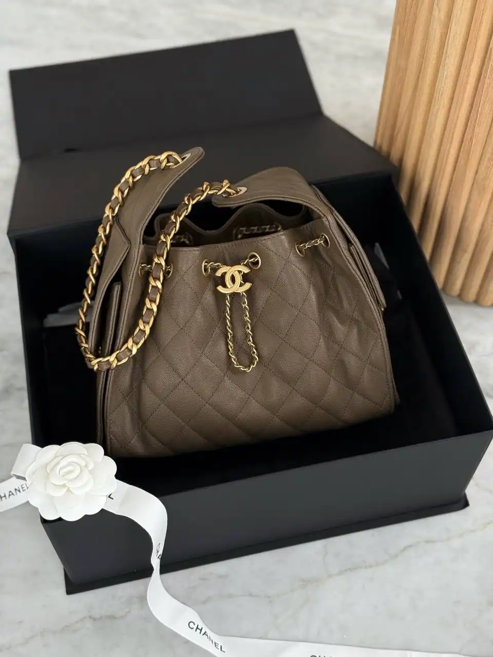 CHANEL Chanel 25 / C25 Small Khaki Caviar GHW