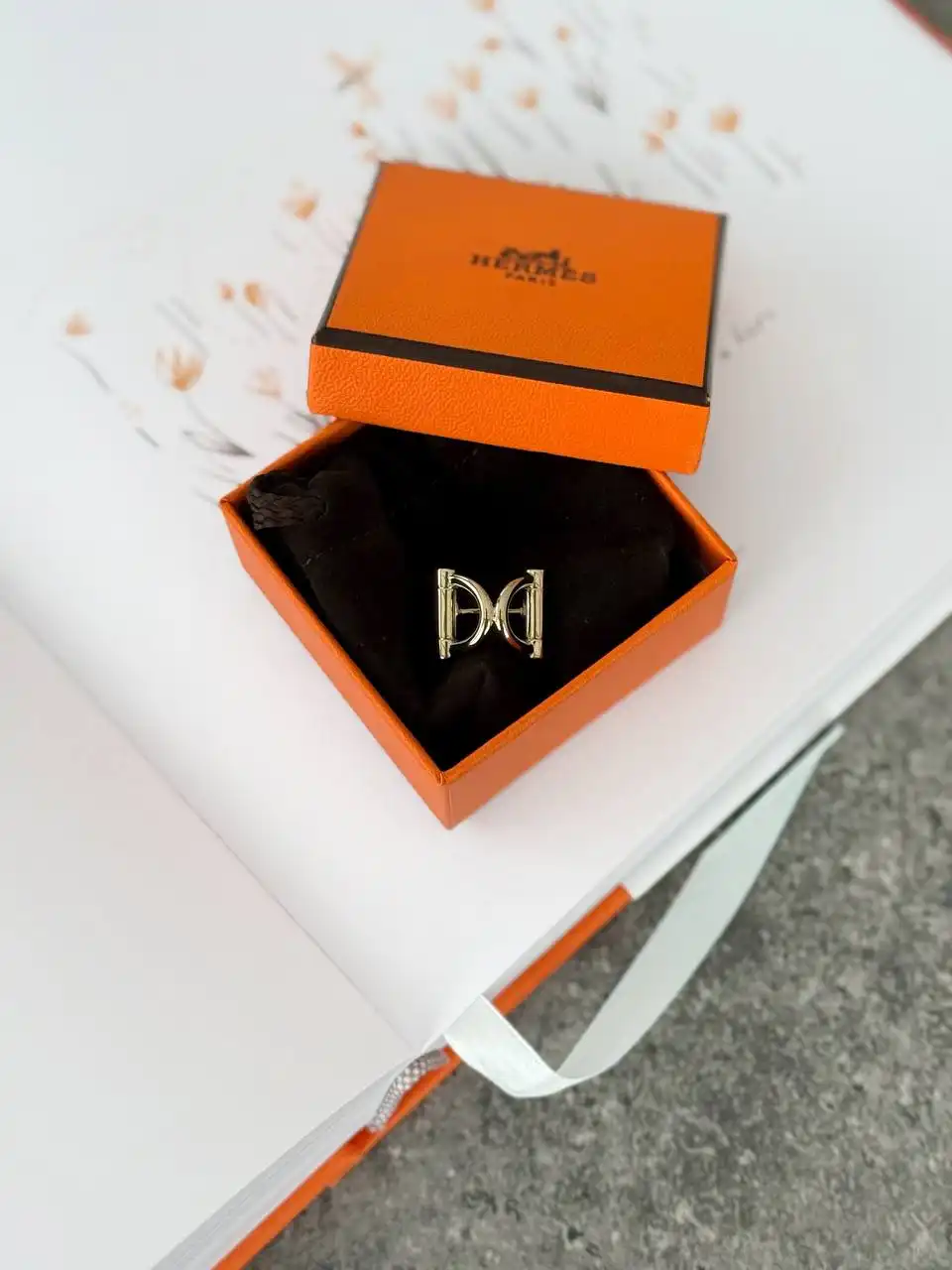 Hermes Hermes Mini Double D Twilly Ring GHW
