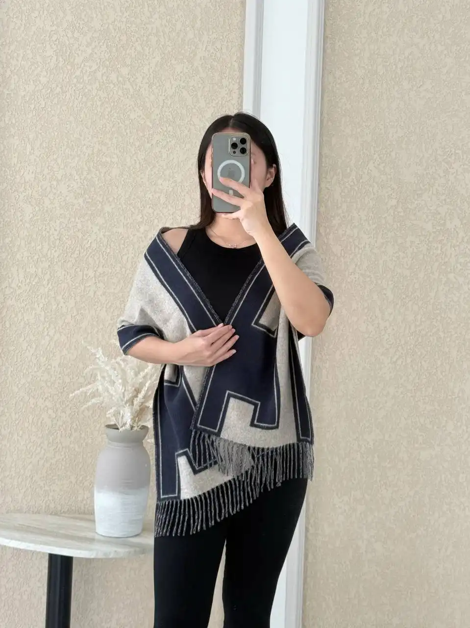 Hermes Hermes Scarf Clefs De H Bleu Marine / Beige Chine