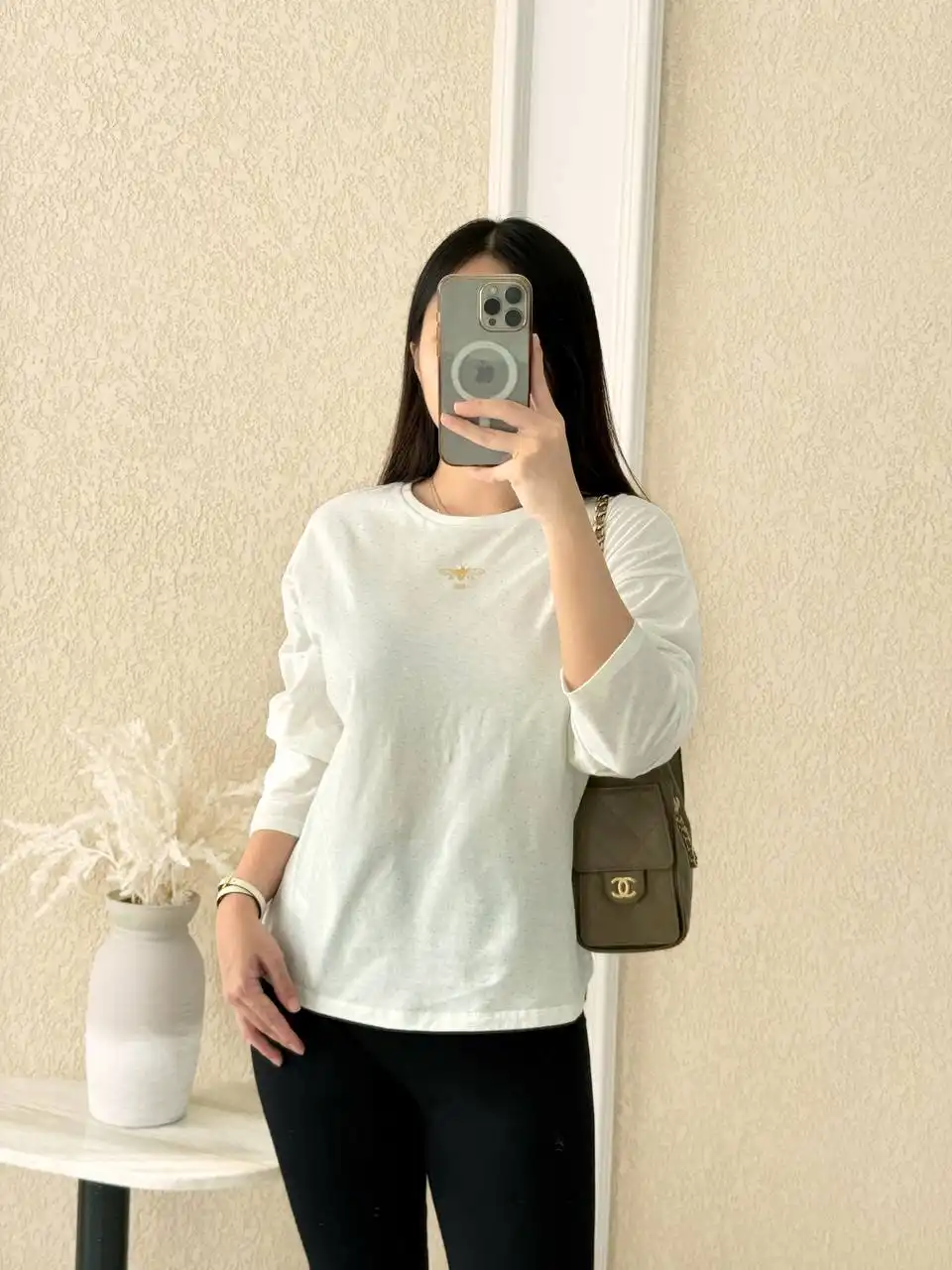 Dior Long-Sleeved T-Shirt Ivory Cotton Jersey with Gold-Tone Sequins - photo 3