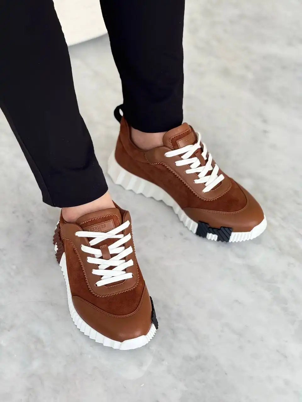 Hermes Hermes Bouncing Sneaker Gold