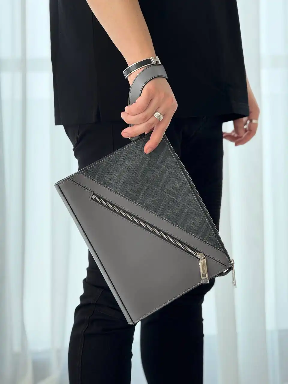 Fendi Diagonal Leather Clutch Bag Grey - photo 3