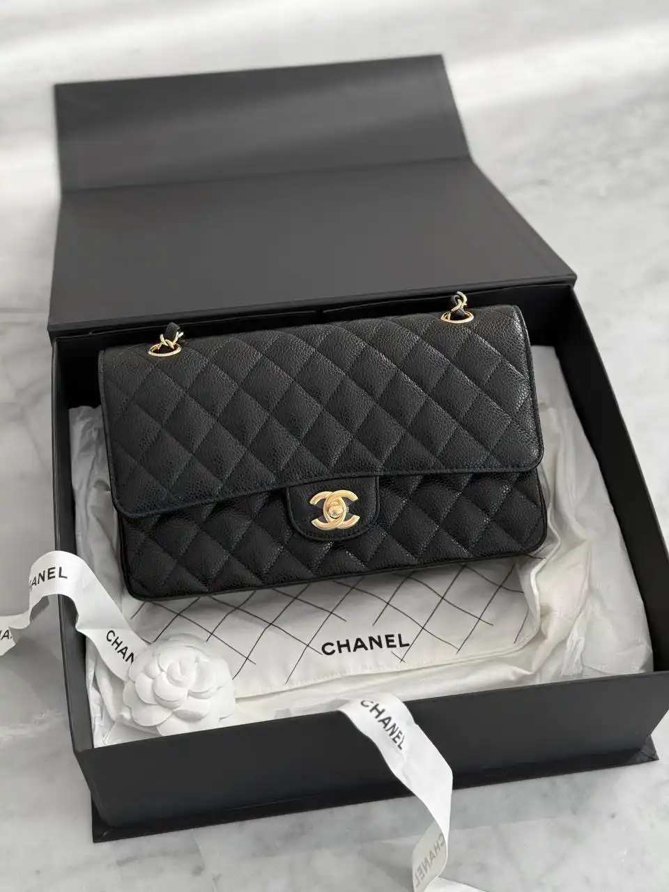 CHANEL Chanel Medium Classic Double Flap Caviar Black GHW