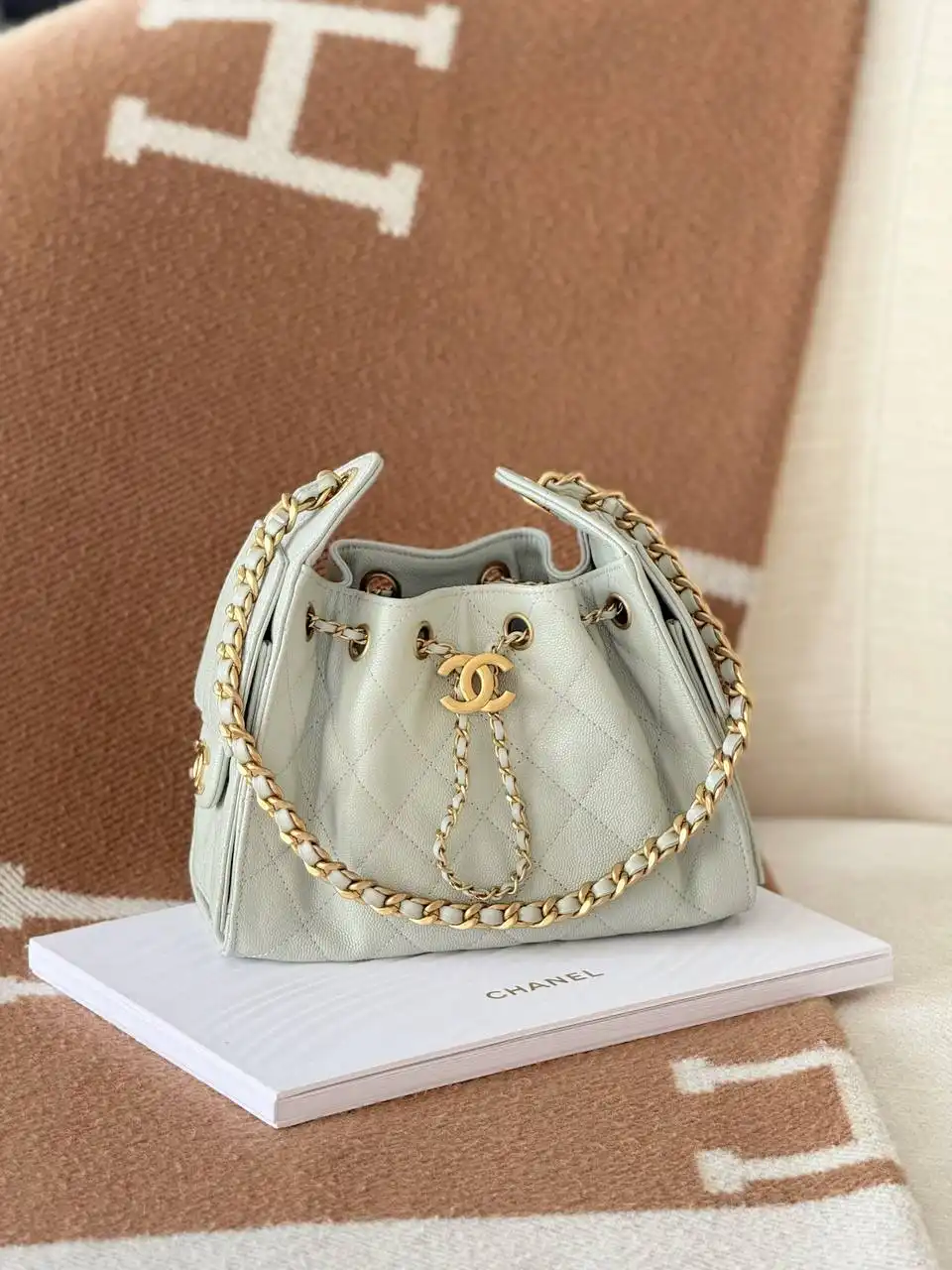 CHANEL Chanel 25 / C25 Mini Sage 2026 Caviar GHW