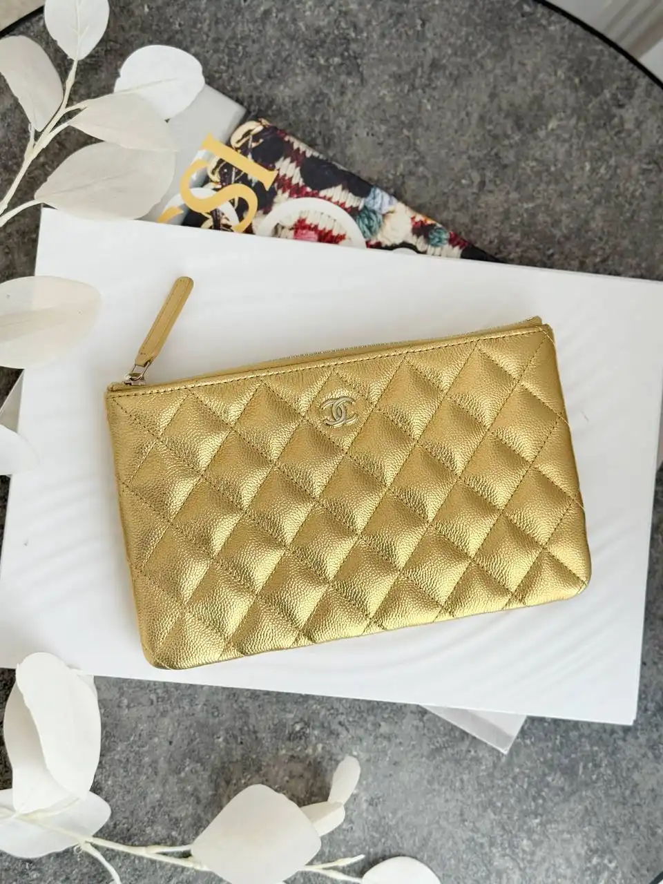 CHANEL Chanel Small Ocase Shinny Gold GHW