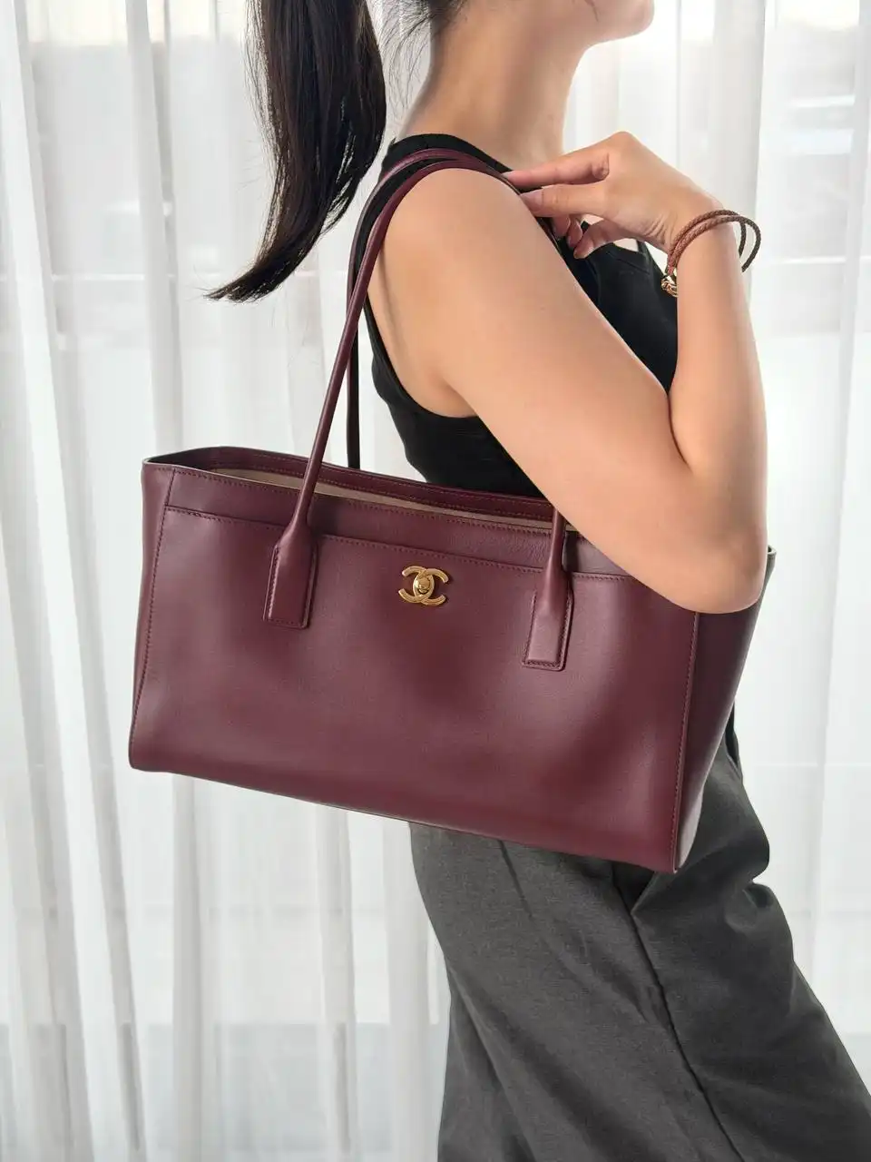 Chanel Tote Bag Burgundy GHW - photo 5