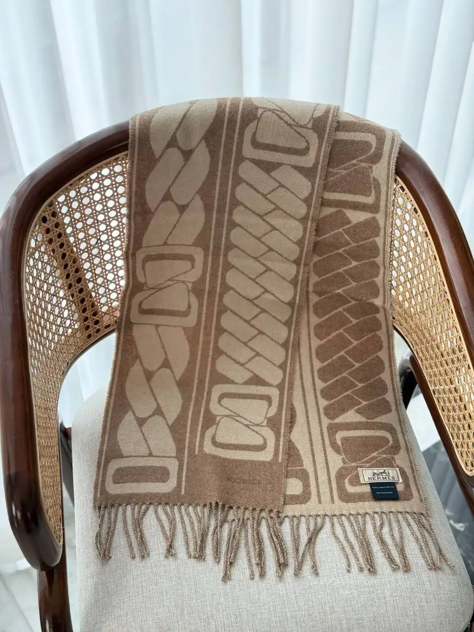 Hermes Hermes Clic Cest Noue Scarf Marron Glace / Craie