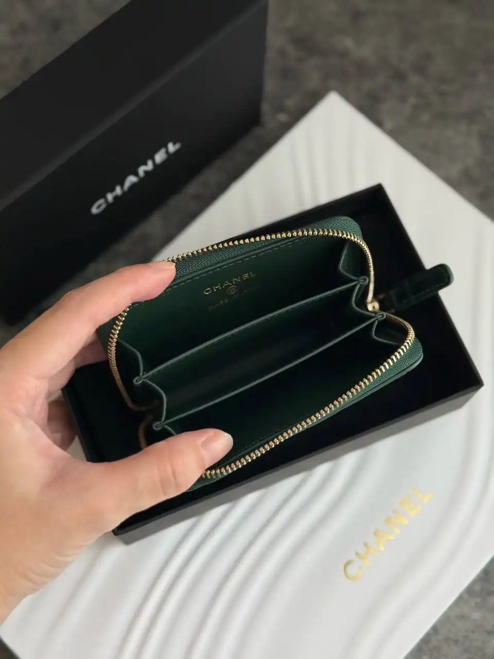 CHANEL Chanel Zip Card Wallet Croco Green Emerald GHW