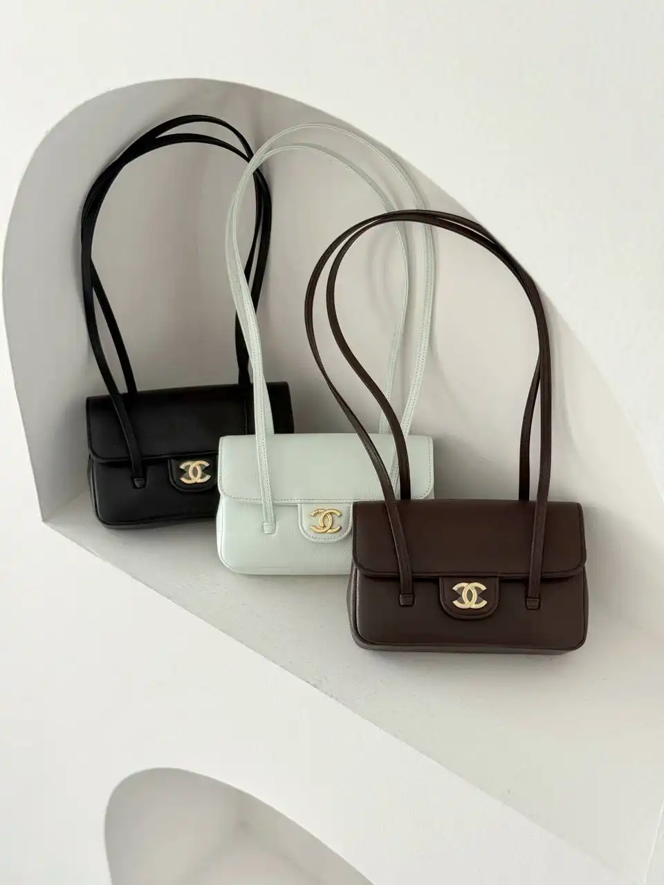 Chanel 26 Preppy Coco Mini Dark Chocolate GHW - photo 3