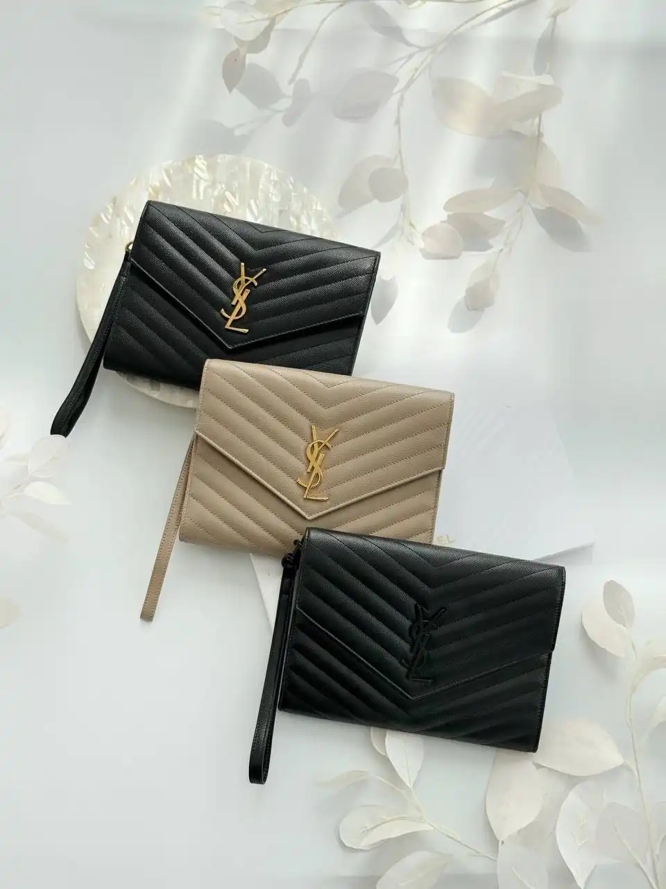 YSL Classic Monogram Envelope Wristlet Clutch Black Caviar GHW - photo 4