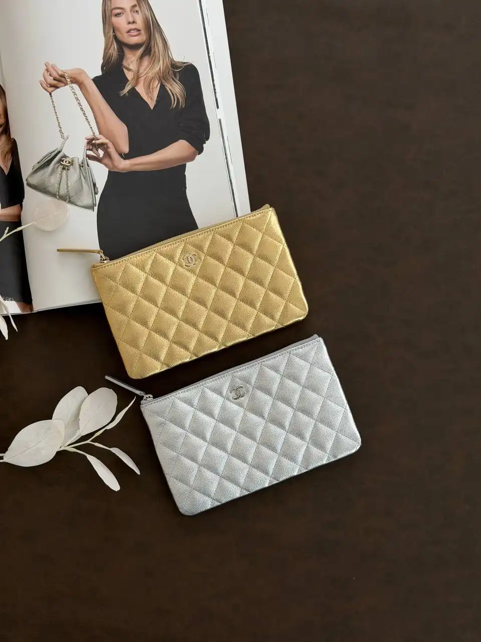 Chanel Small Ocase Shinny Gold GHW - photo 4
