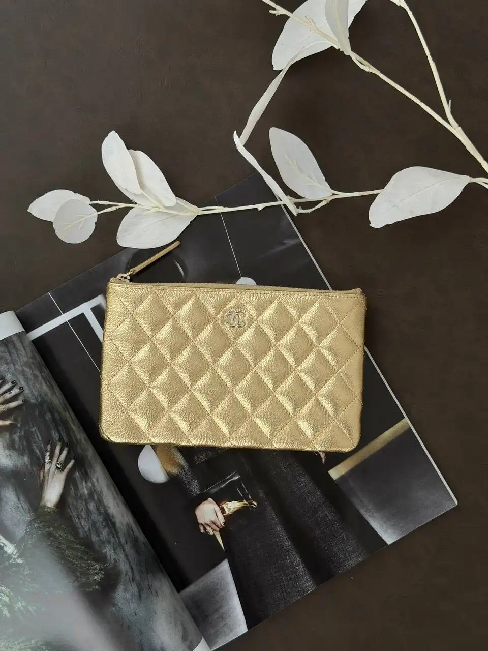 CHANEL Chanel Small Ocase Shinny Gold GHW