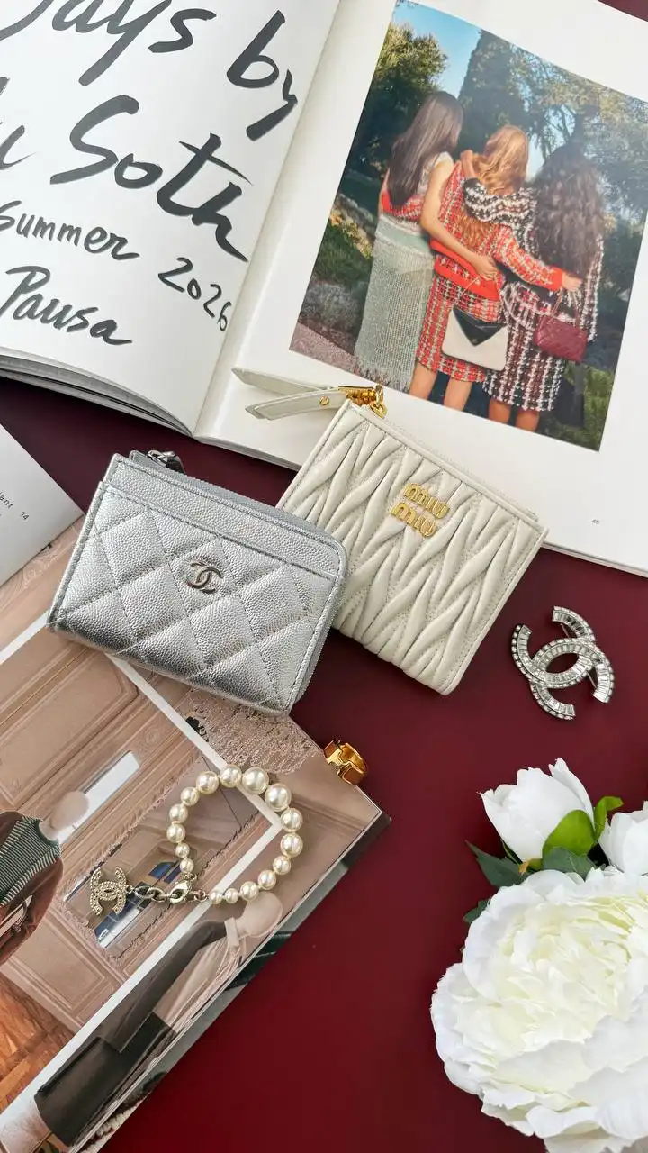 Miu Miu Bifold Wallet - photo 4