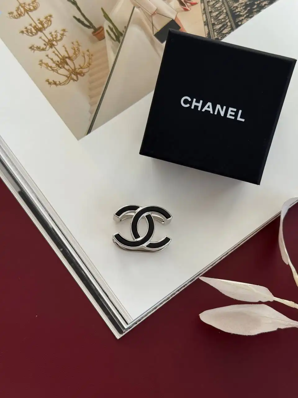 CHANEL Chanel ⁠⁠Scarf Ring Logo CC Black With List SHW