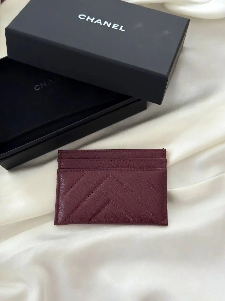CHANEL Chanel Card Holder Chevron Caviar Burgundy GHW