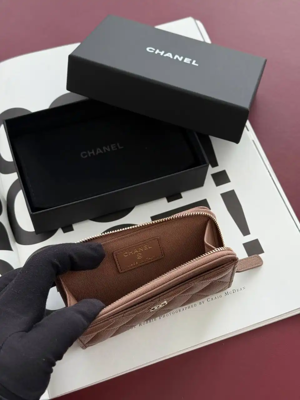 Chanel Classic Zipped Card Wallet Caviar Chocolate Brown GHW - photo 3
