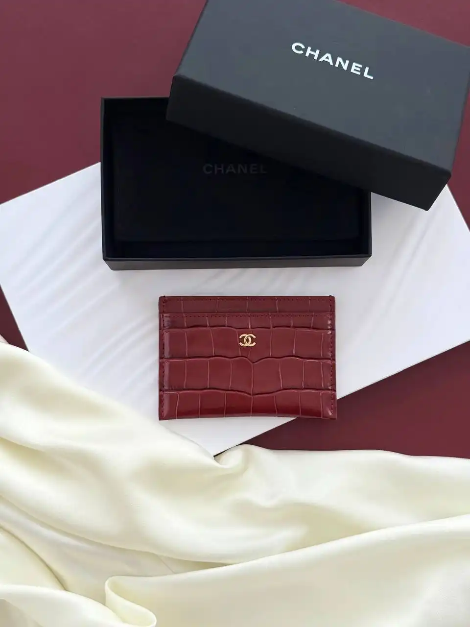 CHANEL Chanel Classic Card Holder Croco Red GHW