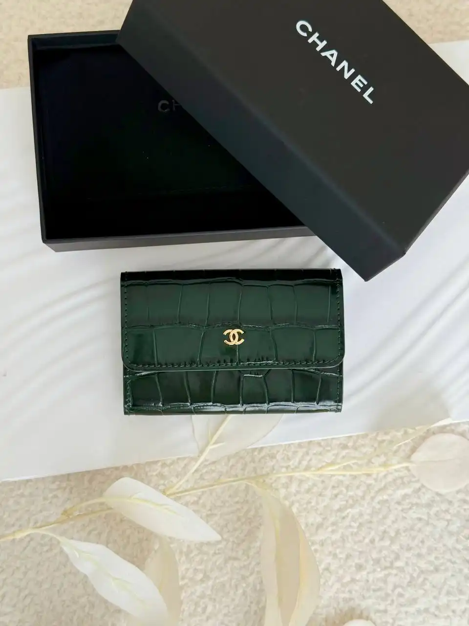CHANEL Chanel Classic Flap Card Wallet Croco Green Emerald GHW