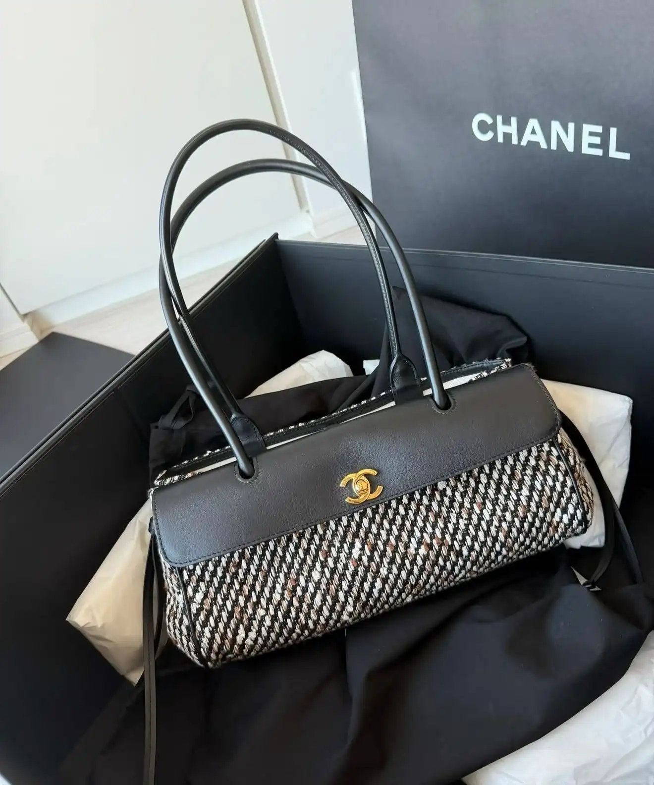 CHANEL Chanel Baguette East West Tote Small Tweed Black White