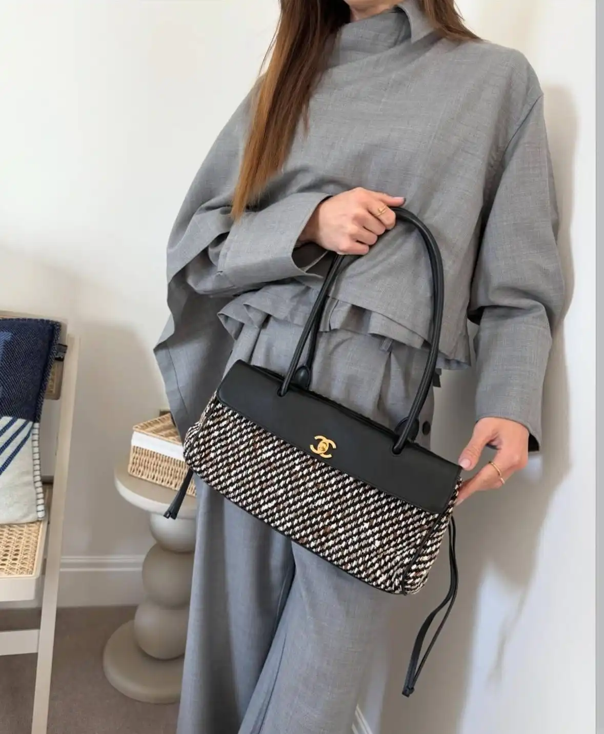 Chanel Baguette East West Tote Small Tweed Black White - photo 11