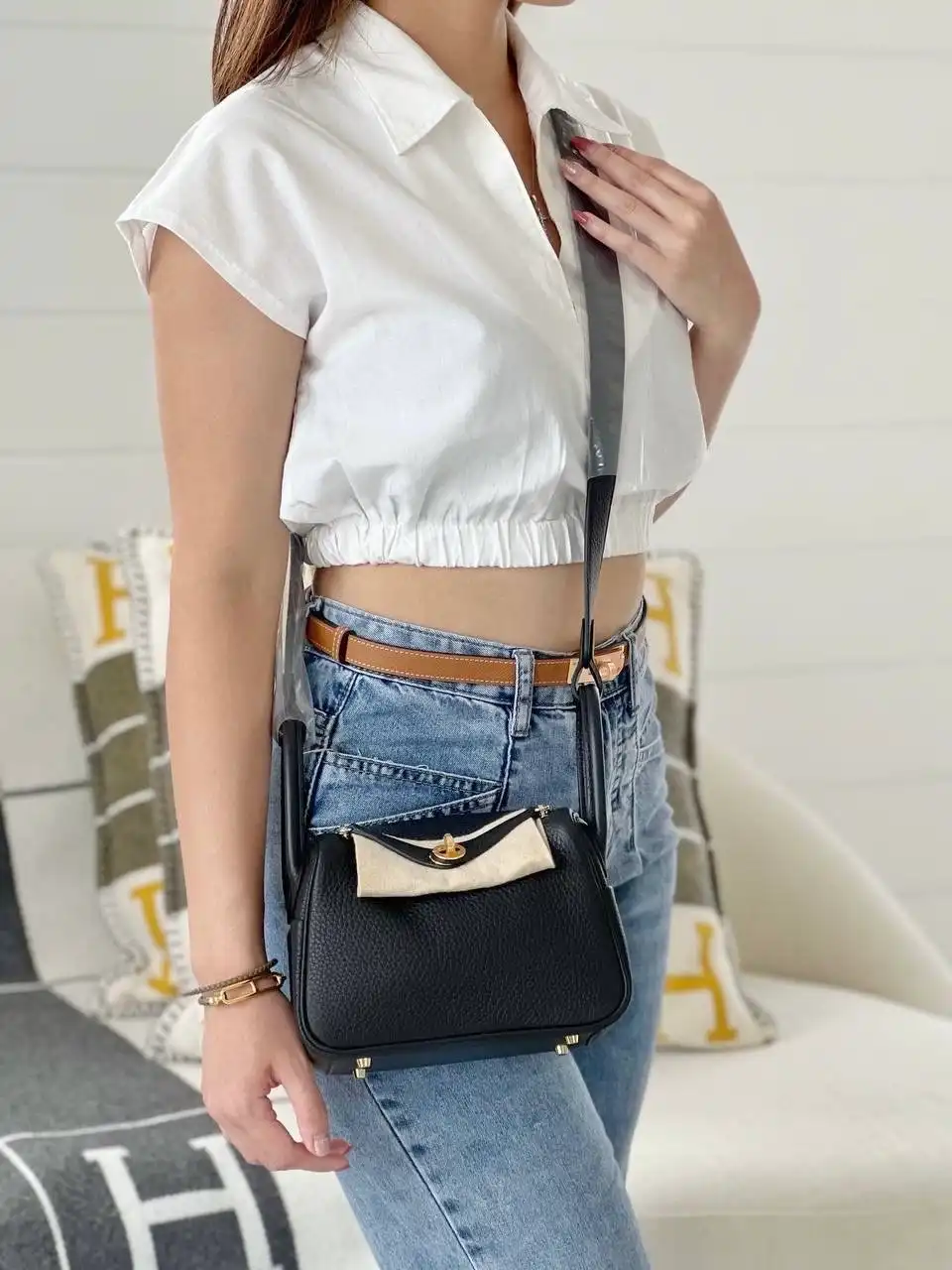 Hermes Mini Lindy Black GHW - photo 3